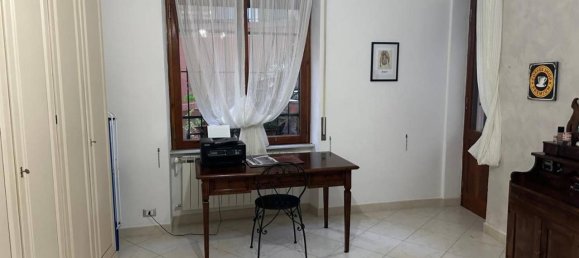 Квартира с 6 комнатами в Генуя, Италия № 32565 11