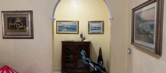 Квартира с 6 комнатами в Генуя, Италия № 32565 18