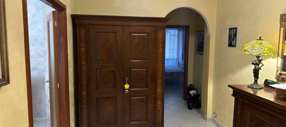 Квартира с 6 комнатами в Генуя, Италия № 32565 7