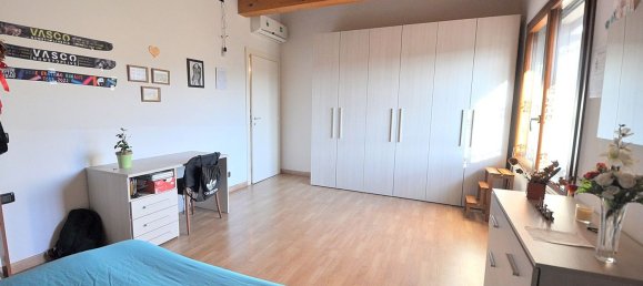 8 rooms Villa in Inveruno, Italy No. 20346 27