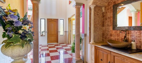 4 bedrooms House in Faro, Portugal No. 122331 10