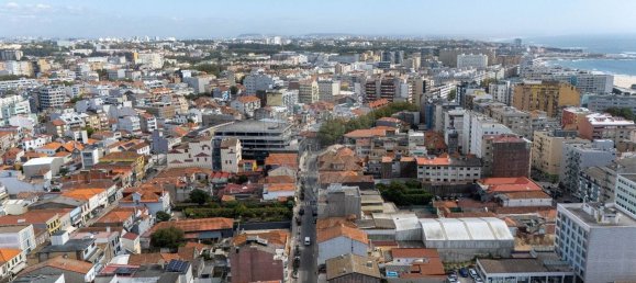 بناية في Matosinhos, Portugal 242متر مربع رقم 88316 18