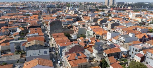 بناية في Matosinhos, Portugal 242متر مربع رقم 88316 27