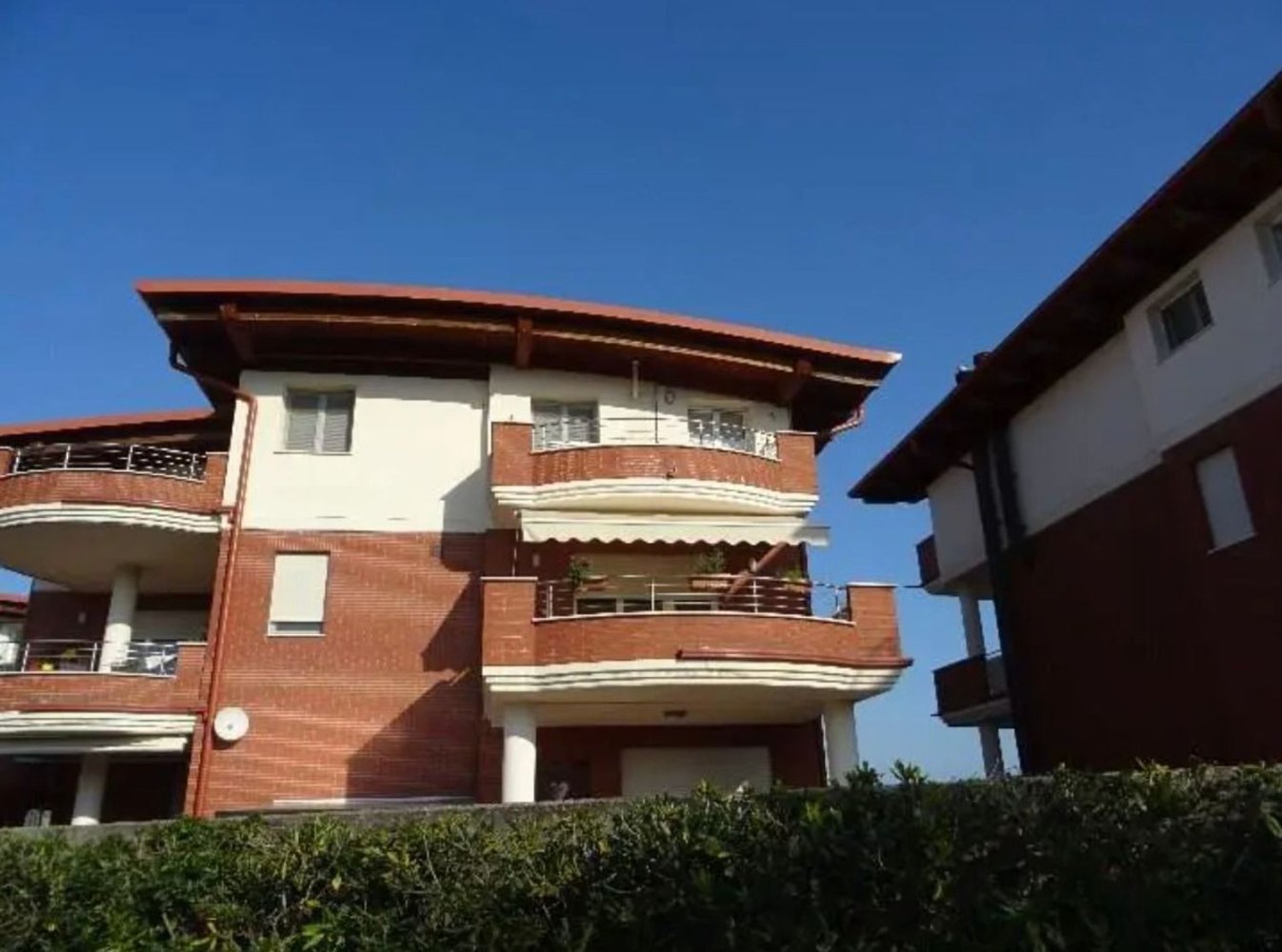 Apartamento de 5 habitaciónes en Tollo, Italy No. 183934