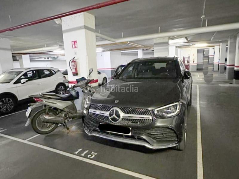 Parkplatz in Eixample, Spain 25m², Nr. 209231