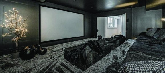 5 bedrooms House in Puslinch, Canada No. 572 10