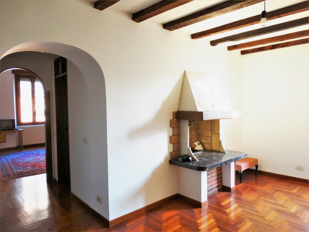 3-Zimmer Wohnung in Milan, Italy, Nr. 250060