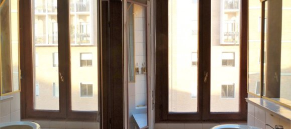 3-Zimmer Wohnung in Milan, Italy, Nr. 250060 4