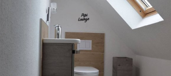 Adosado de 7 habitaciónes en Leer, Germany No. 212276 10