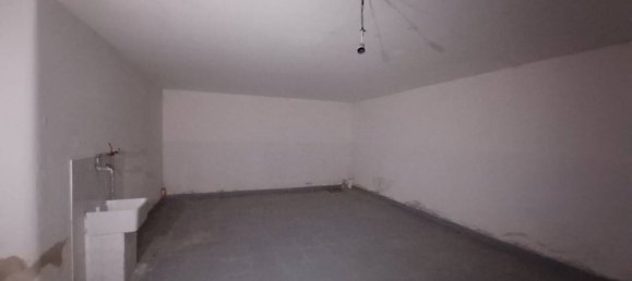 30m² Garage in Battipaglia, Italy No. 152184 2