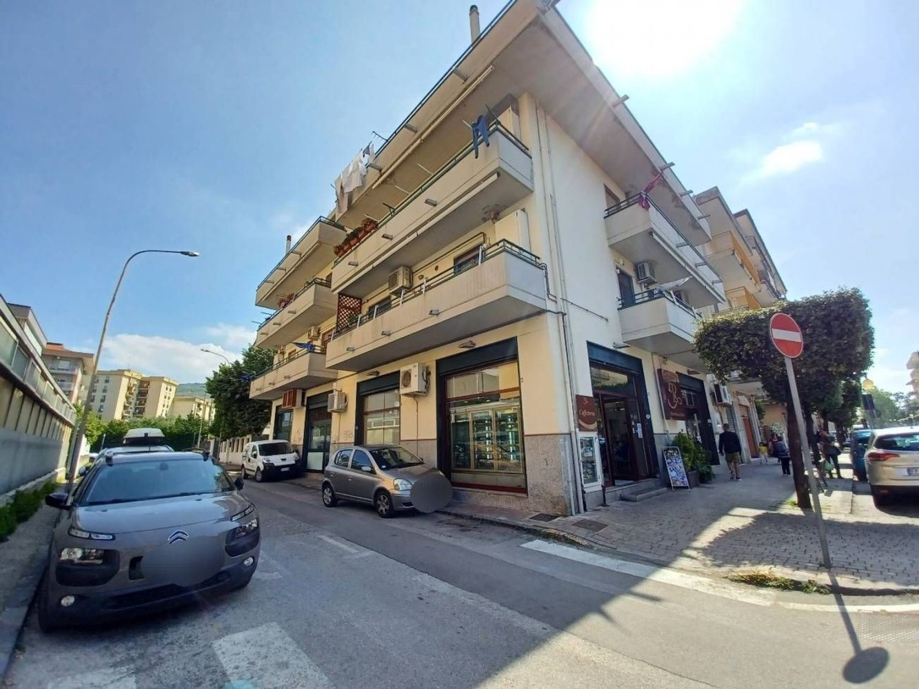 30m² Garage in Battipaglia, Italy No. 152184