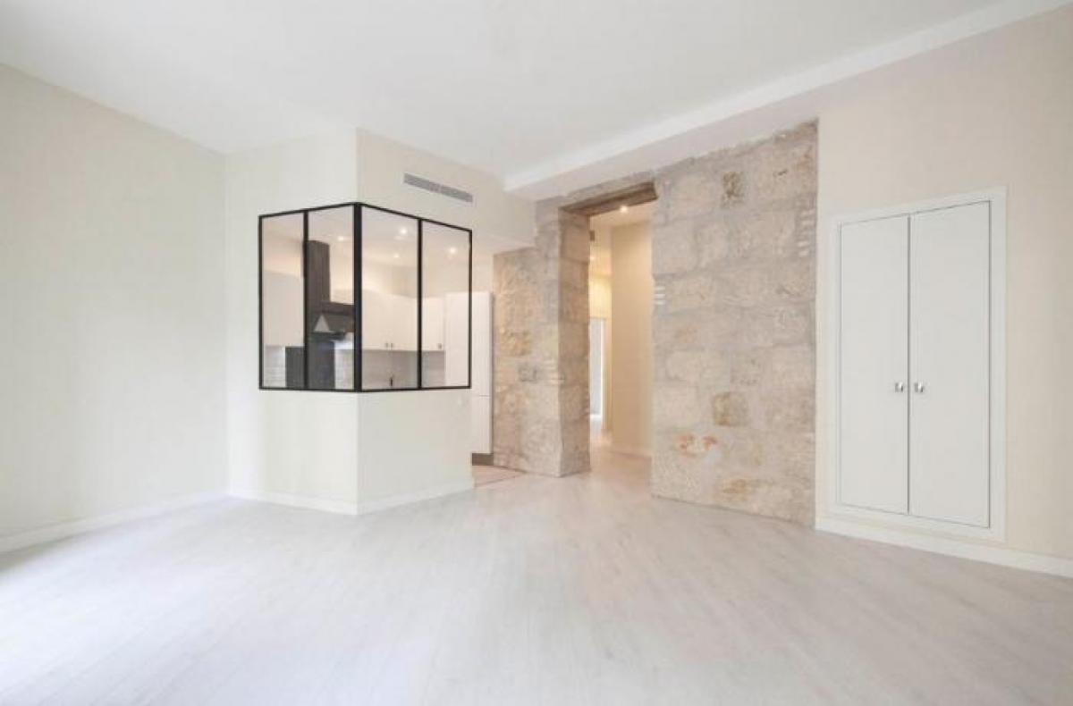 3 bedrooms Apartment in Nice, France No. 2768