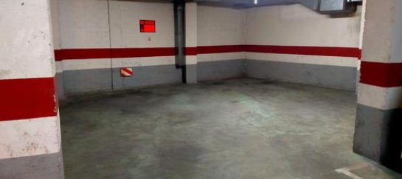  Garage in Zaragoza, Spain No. 183048 3