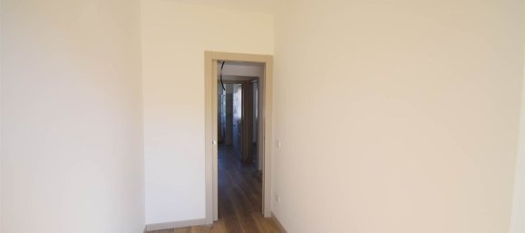 4-Zimmer Haus in Piacenza, Italy, Nr. 221966 61