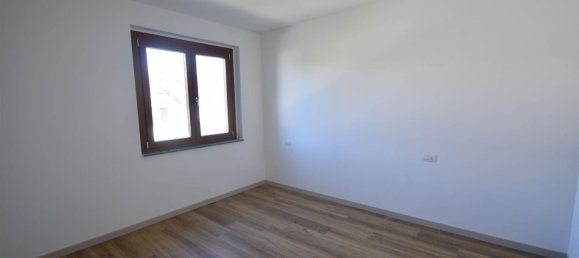 4-Zimmer Haus in Piacenza, Italy, Nr. 221966 32