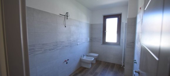 4-Zimmer Haus in Piacenza, Italy, Nr. 221966 81
