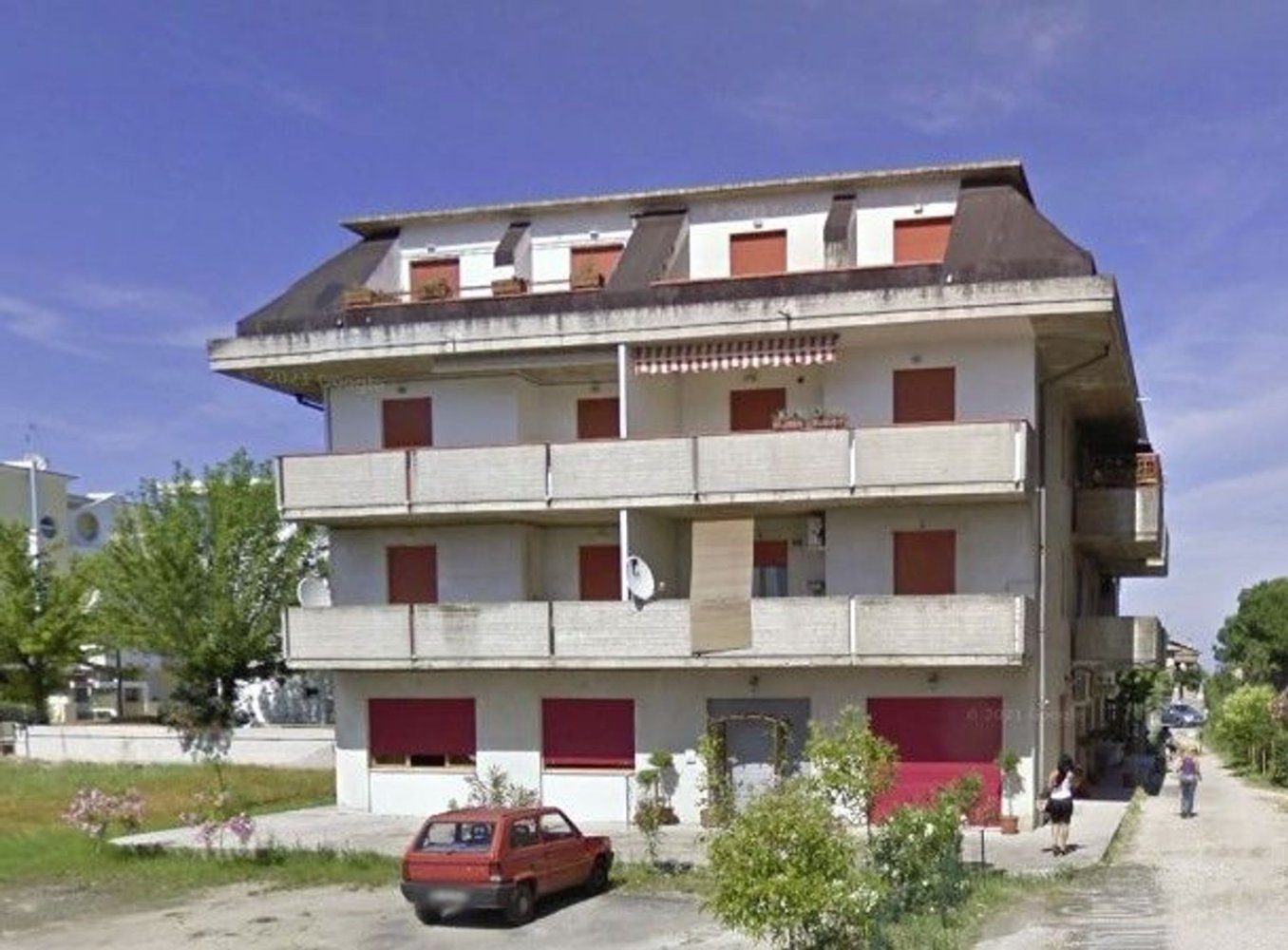 5 rooms Apartment in Martinsicuro, Italy No. 34998