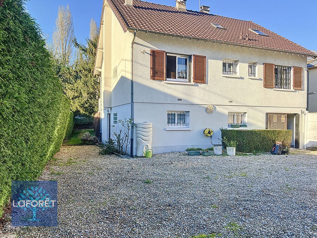 5 غرف نوم منزل في Mennecy, France رقم 166749