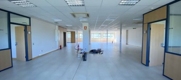 Büro in Chartered Community of Navarre, Spain 621m², Nr. 87328 17