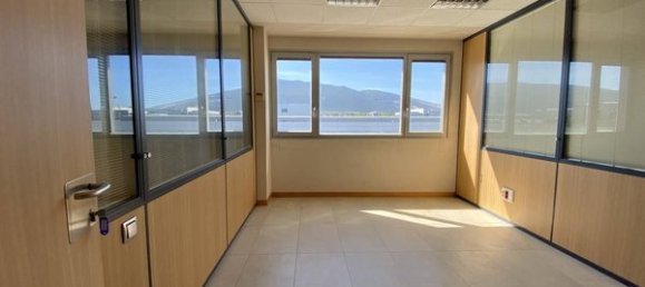 Büro in Chartered Community of Navarre, Spain 621m², Nr. 87328 13
