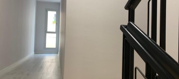 390m² Commercial property in Barcelona, Spain No. 216 3