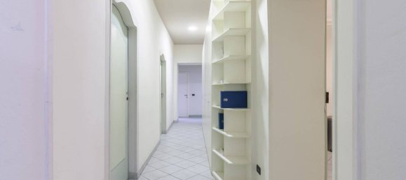 Escritório de 5 divisões em Tortona, Italy N.º 85611 12