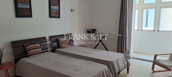 2 bedrooms Penthouse in Saint Julian's, Malta No. 3898 9