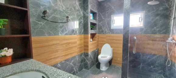 5 غرف نوم مقهى / مطعم في Bang Lamung, Thailand رقم 15449 9