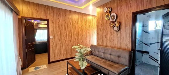 5 غرف نوم مقهى / مطعم في Bang Lamung, Thailand رقم 15449 10