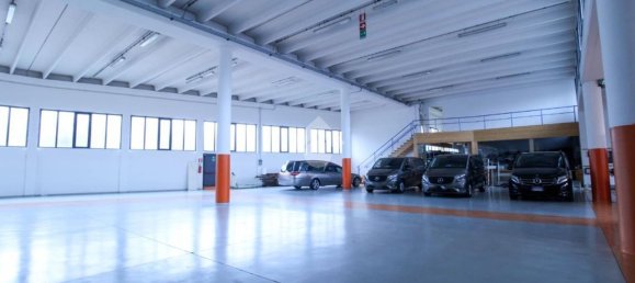 Armazém em Sirtori, Italy 1500 m² N.º 159921 9