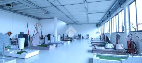 Armazém em Sirtori, Italy 1500 m² N.º 159921 22