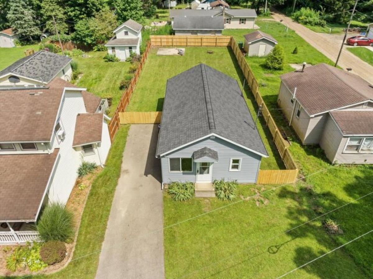 3 bedrooms House in Dowagiac, USA No. 415182