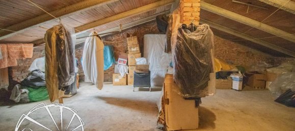 4 rooms House in Montemurlo, Italy No. 19281 9