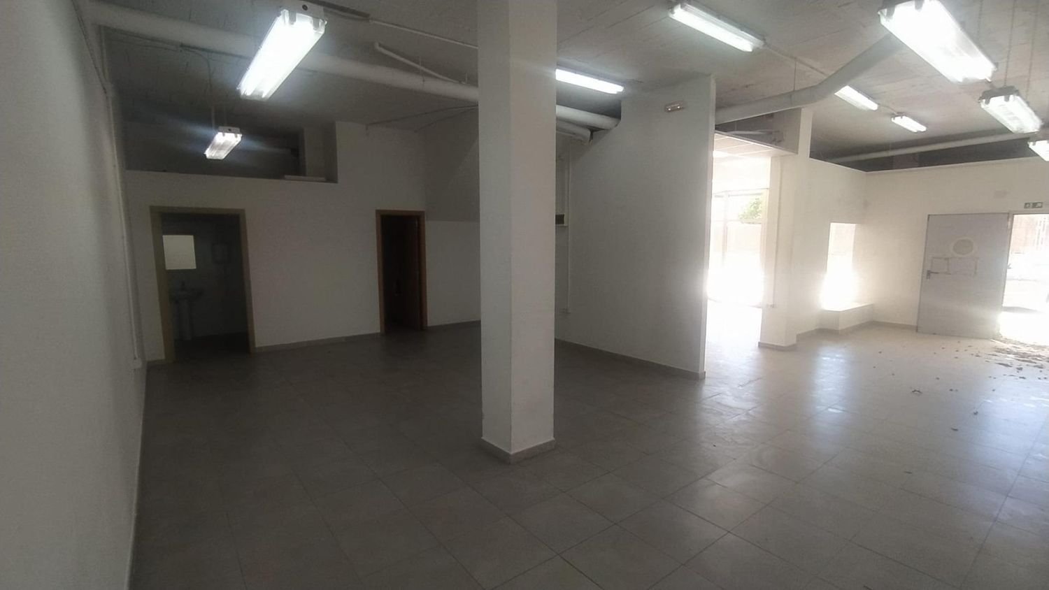 Gewerbliche Immobilie in El Morell, Spain 130m², Nr. 26794