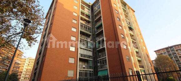 2 chambres Appartement à Turin, Italy No. 193359 4