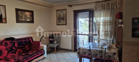 2 Schlafzimmer Wohnung in Rome, Italy, Nr. 16036 8