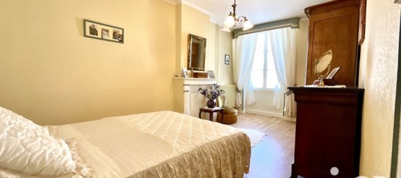 4 bedrooms Townhouse in Mur-de-Sologne, France No. 271333 9