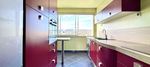 4 Schlafzimmer Wohnung in Clermont-Ferrand, France, Nr. 63635 2