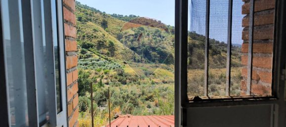 3 bedrooms House in Messina, Italy No. 346286 9