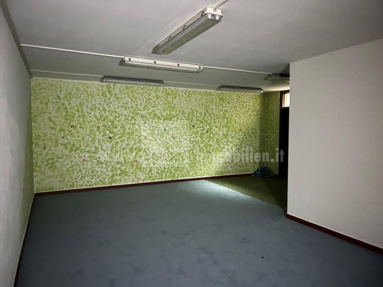 104m² Office in Trentino-Alto Adige, Italy No. 299821