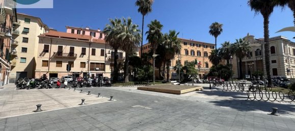 13 rooms Apartment in Imperia, Italy No. 292935 6