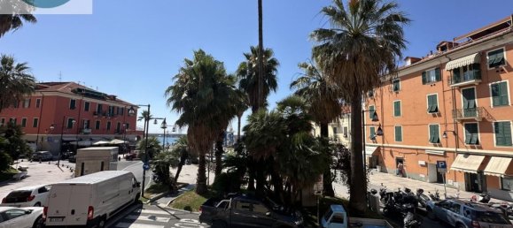 13 rooms Apartment in Imperia, Italy No. 292935 4