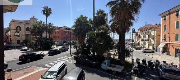 13 rooms Apartment in Imperia, Italy No. 292935 5