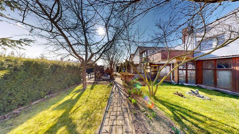 2 bedrooms Townhouse in Salzlandkreis, Germany No. 285901