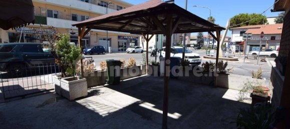 4 rooms Commercial property in Pescara, Italy No. 310189 6