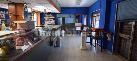 4 rooms Commercial property in Pescara, Italy No. 310189 13