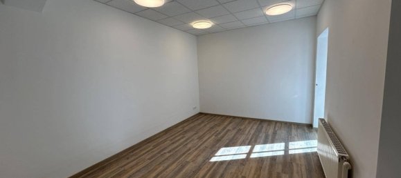 Коммерческая недвижимость с 4 комнатами в Ла ан дер Тайа, Австрия № 243914 10