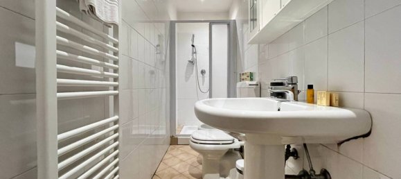 1 bedroom Apartment in Florence, Italy No. 196111 9