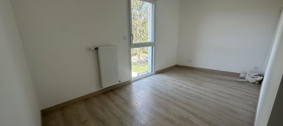 Квартира с 3 спальнями в Рон, Франция № 343483 4