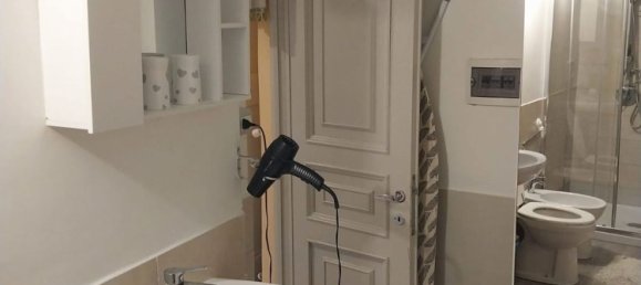 2-Zimmer Wohnung in Rome, Italy, Nr. 69246 8